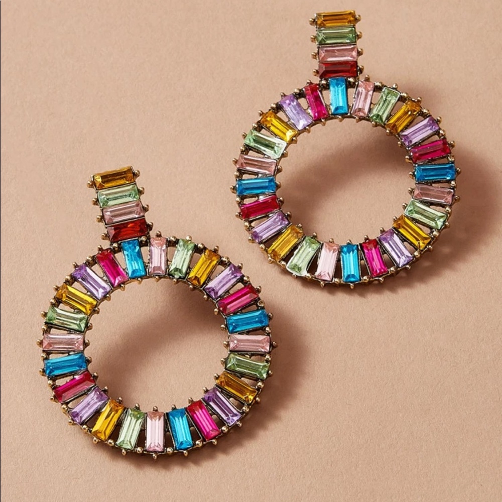 Ciera (All Earrings 5/$30)